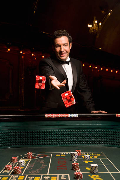Live Sic Bo Dadu table with three dice and payout layout visible on mojok34